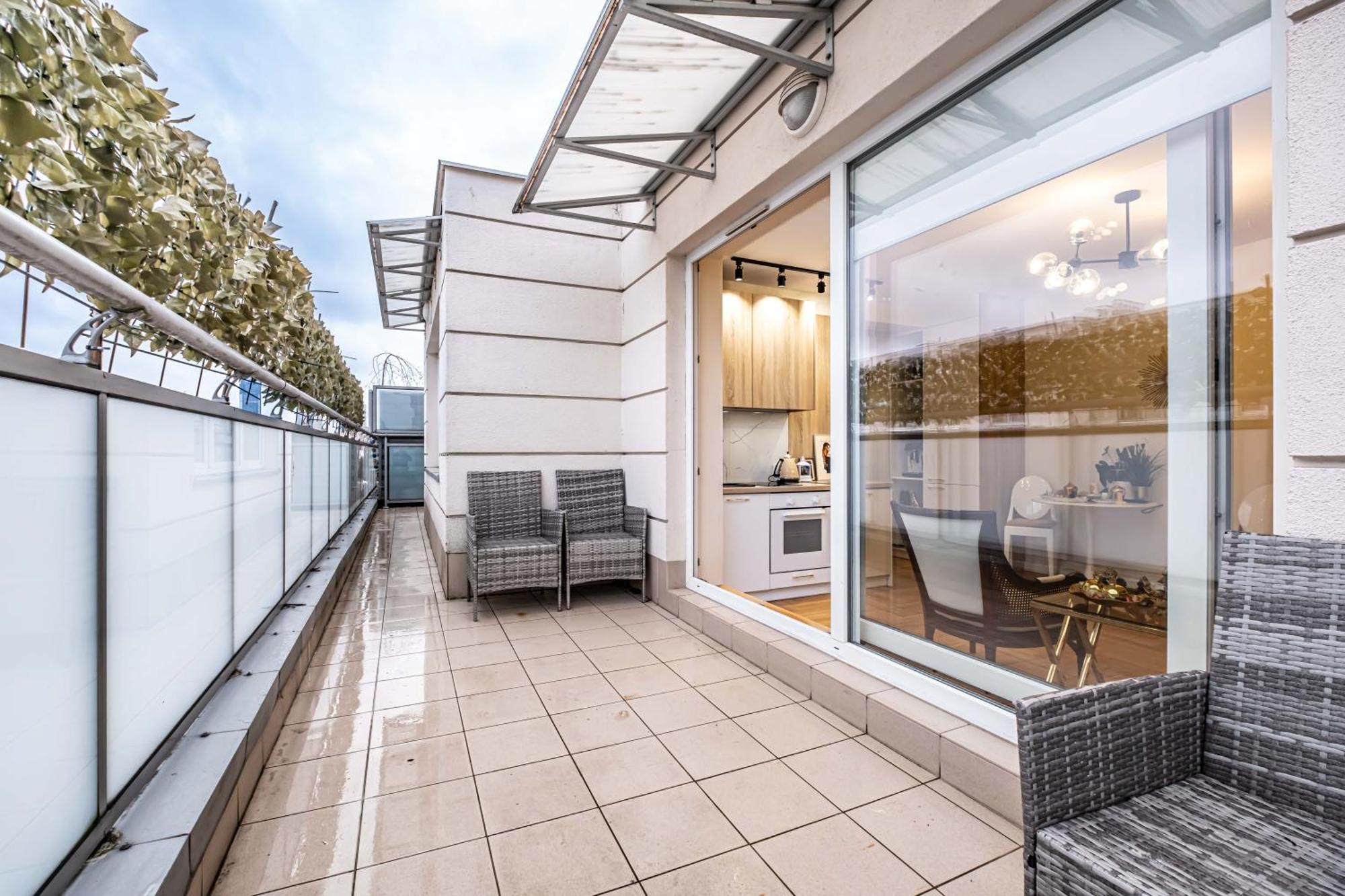 Luksusowy Apartament Blisko Centrum, Parking W Garazu Podziemnym Варшава Екстериор снимка